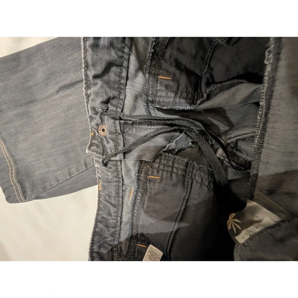 Athleta early mid